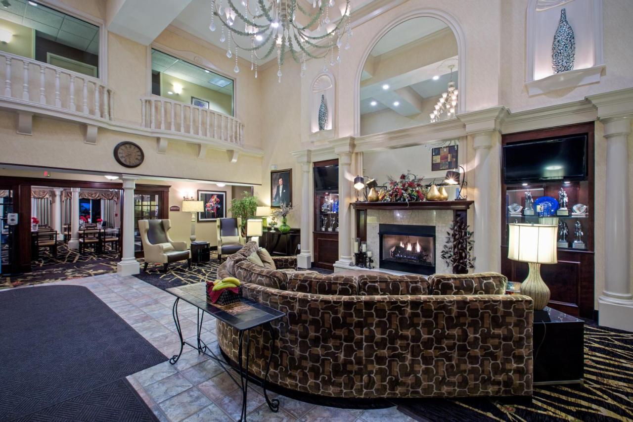Holiday Inn Express Hotel & Suites Youngstown North-Warren/Niles By Ihg Dış mekan fotoğraf